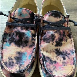 Hey Dude tie dyed